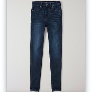 Abercrombie & Fitch dark blue skinny jeans